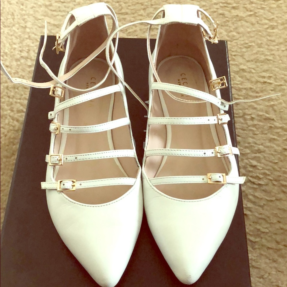 Cecelia New York ‘Georgie’ Pointy Toe Flat
